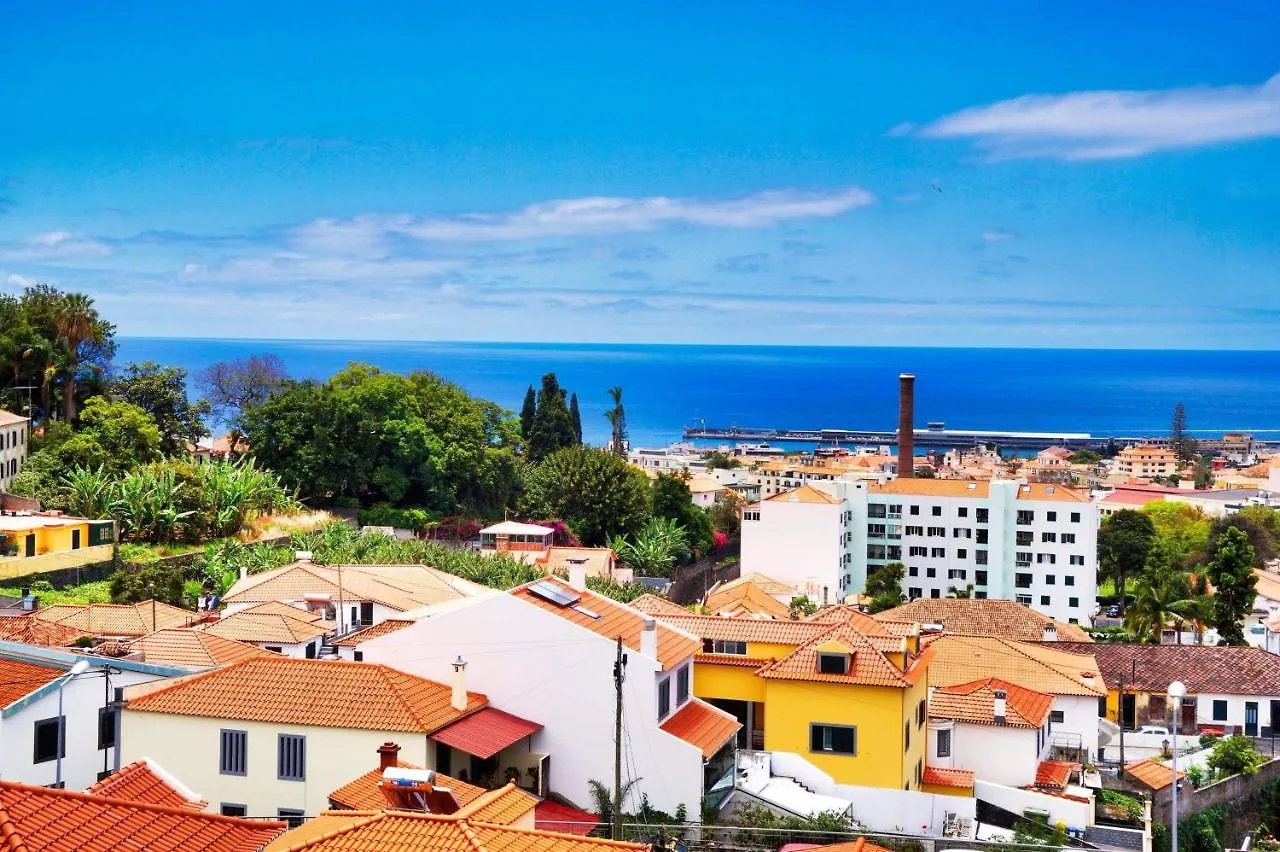 Charming Apartment In Funchal With Sea And Mountain View 70 M² 0*, Funchal (Madeira) Portugal